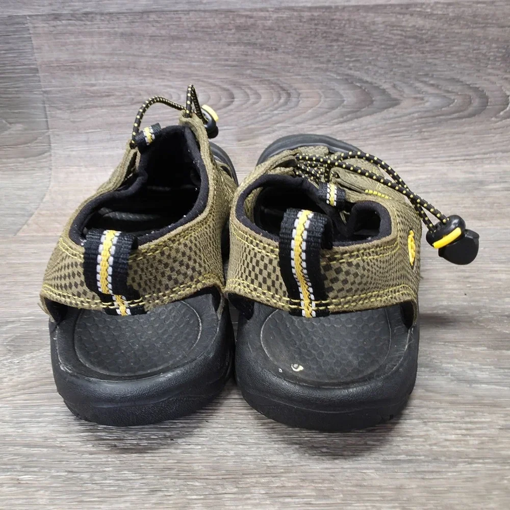 Keen Newport Sandals Boys 4 Green Quick Dry Hiking Water Sports Outdoor Washable